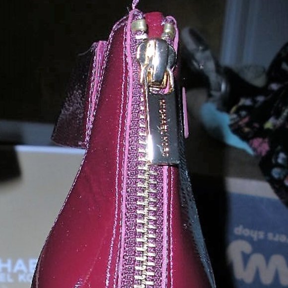 Michaels Khors new in box Guliana ankle strap heels - Picture 6 of 8